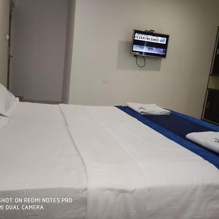 Hotel Rathna Park Perambalur Esterno foto